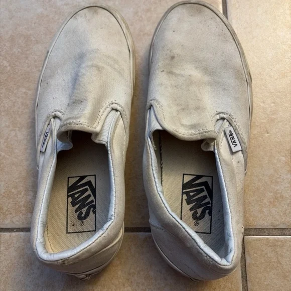 Vans Classic Slip-On Off-White Canvas Shoes - Picture 1 of 4